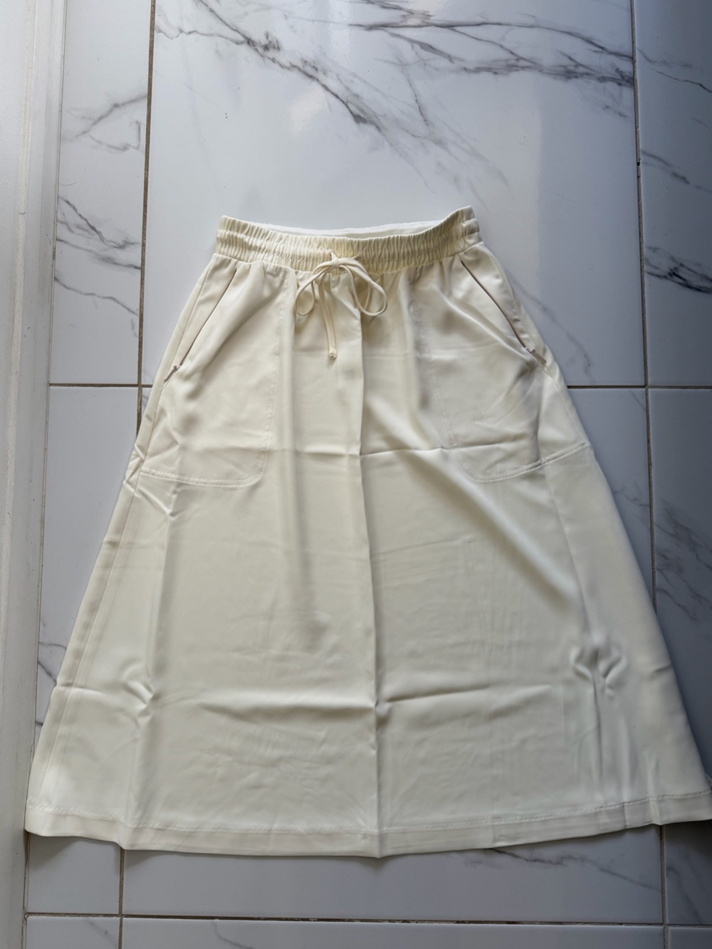 SPANX Cream Pull-On A-Line Lounge Skirt with Drawstring